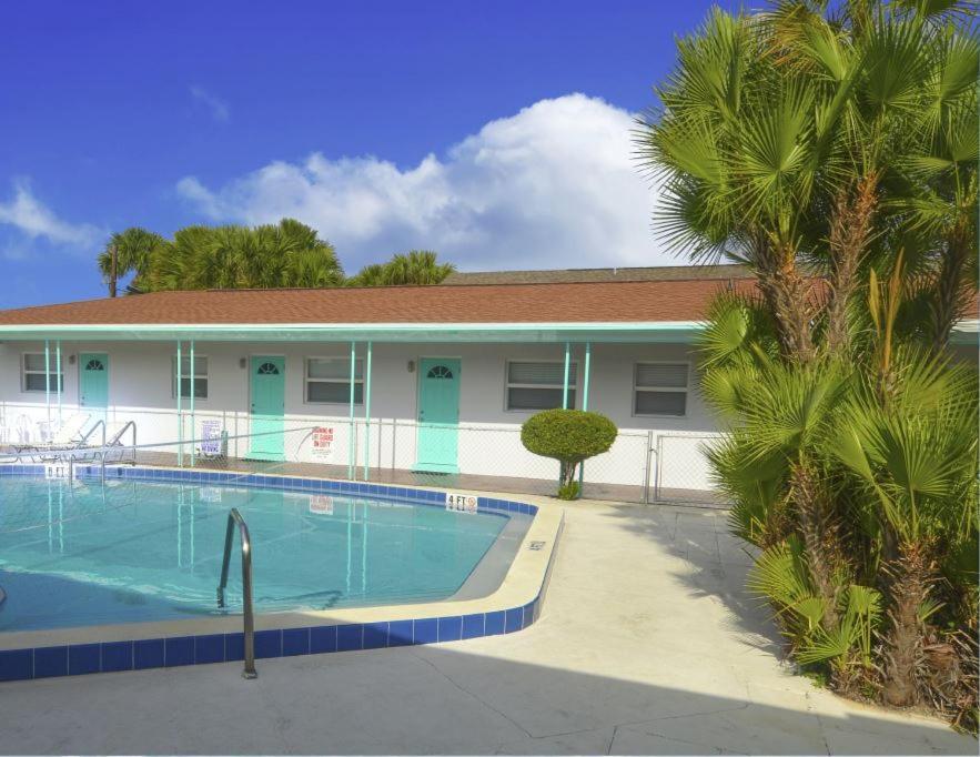 Sun Island Motel St. Pete Beach Exteriér fotografie